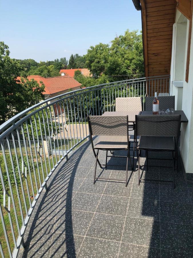 Dominik Apartmanhaz Velence Extérieur photo